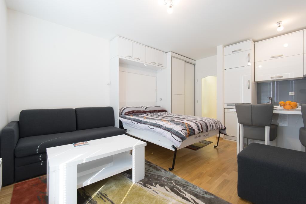 Luxury Studio Apartment Miljacka Sarajevo Exterior photo